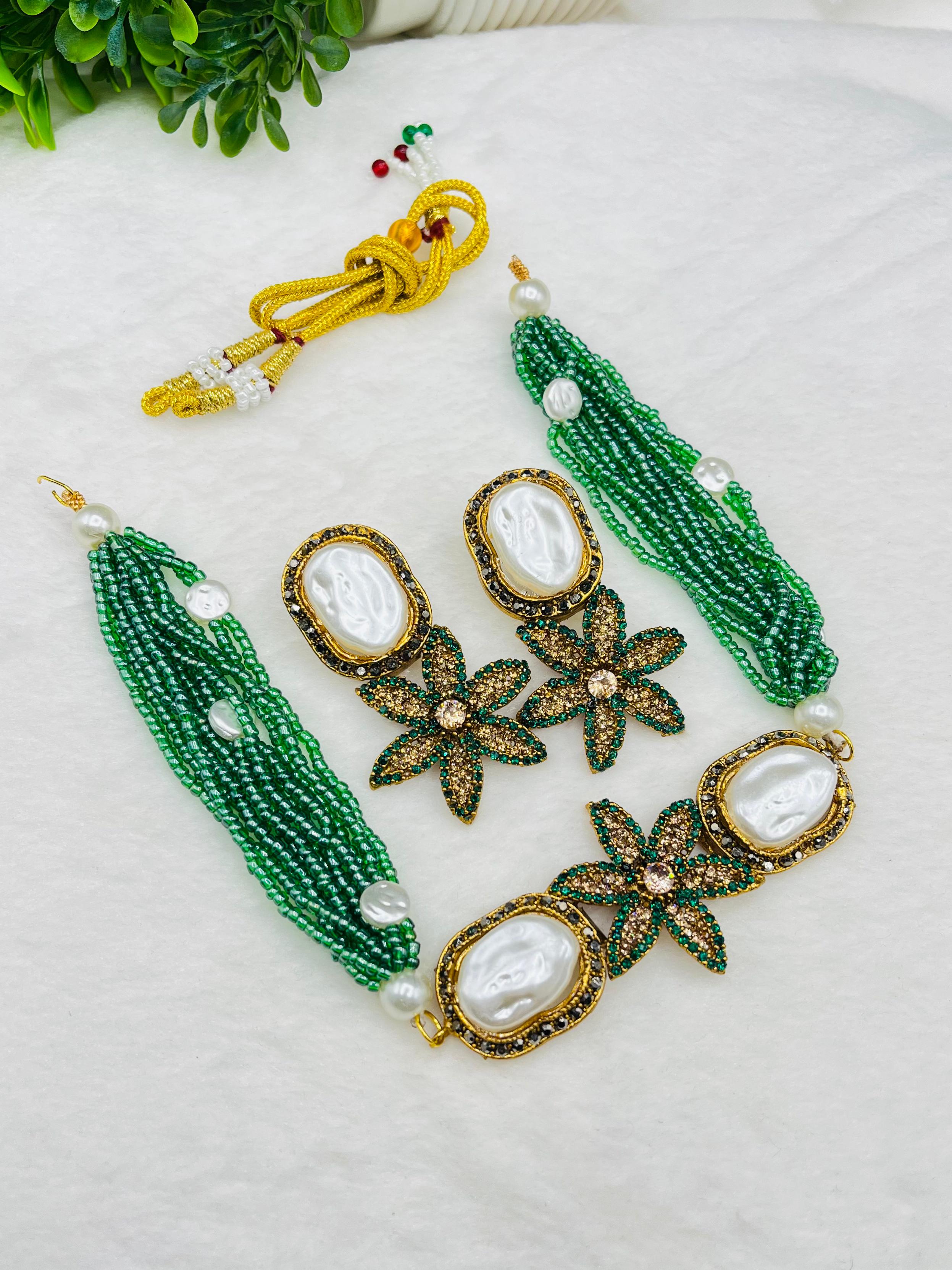Gold Green