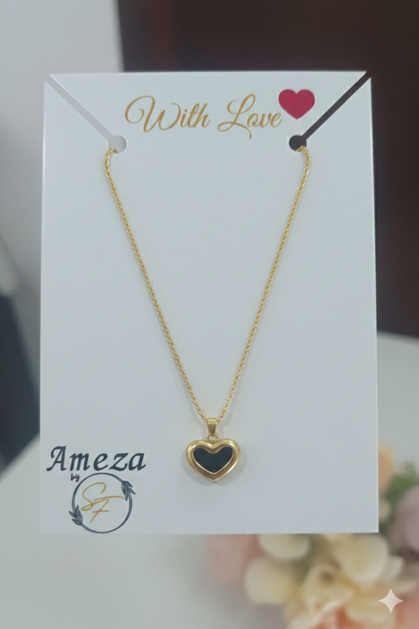 Noir Amour Heart Pendant