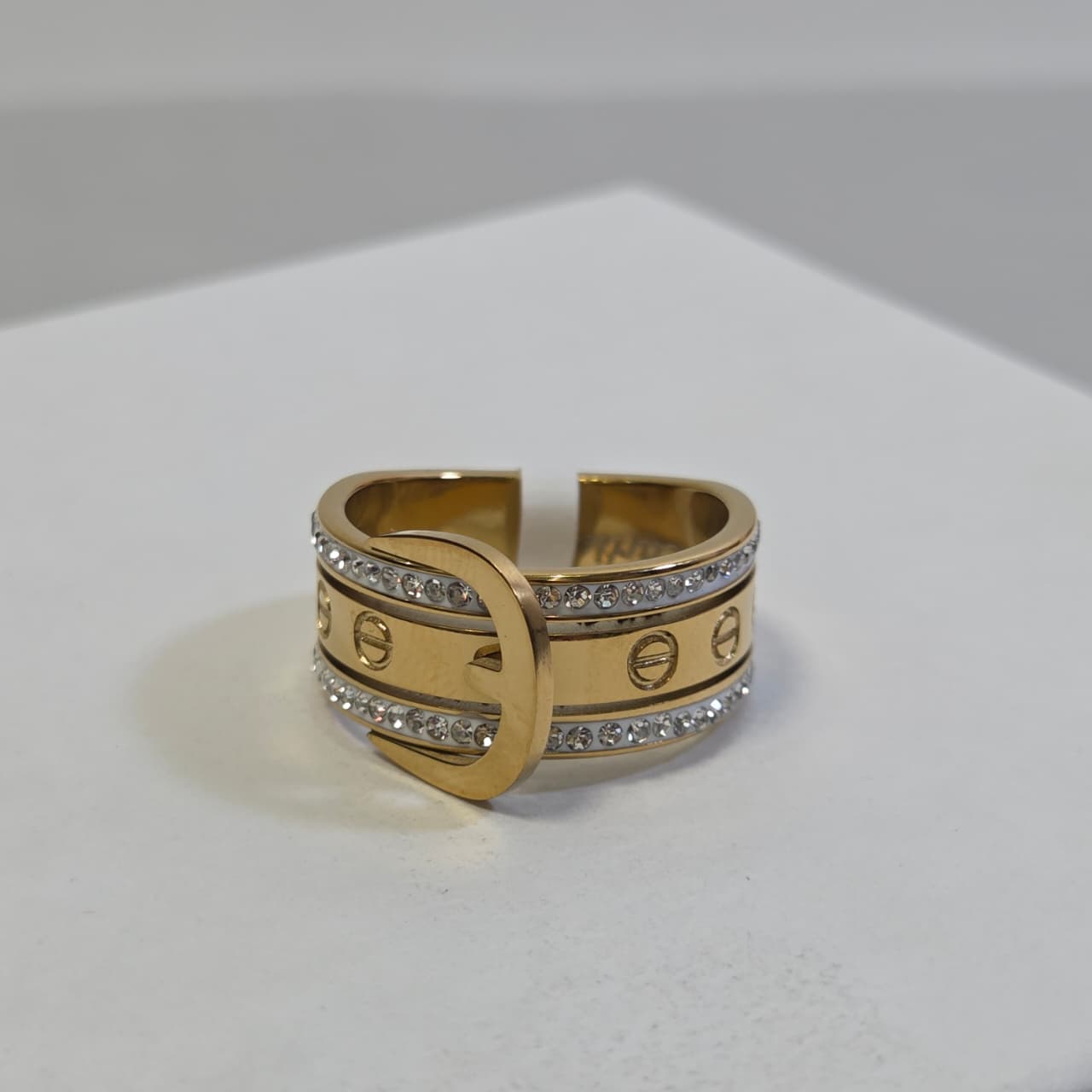 Ameza Covenant Buckle Band